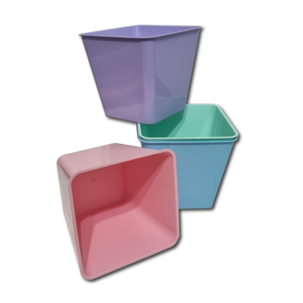 MACETA PLASTICA CUADRADA N*10 